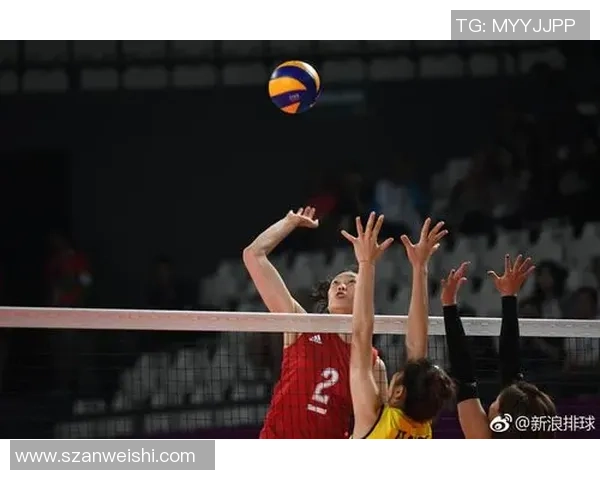 深圳排球队与成都排球队对决分析力量与技巧的较量全景回顾